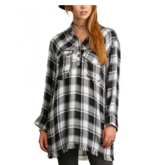 Plaid Tunic - Picture 2 of 8
